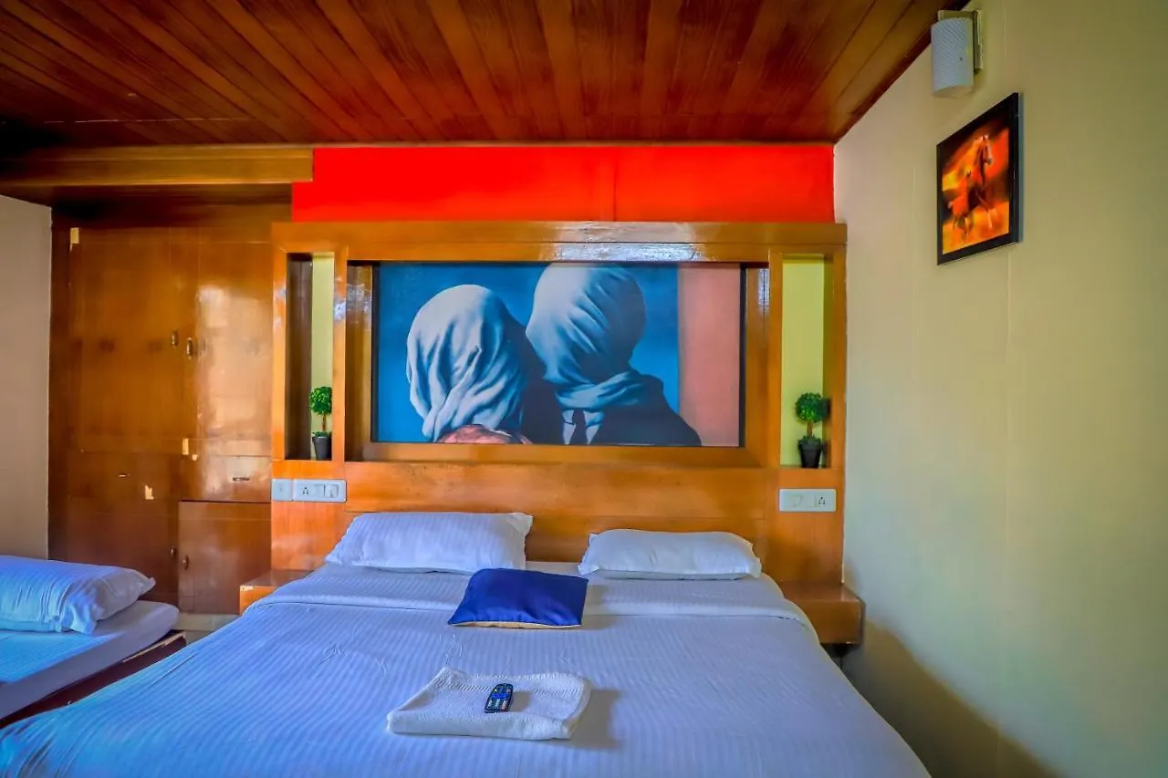***  Munnar Days Bed & Breakfast India